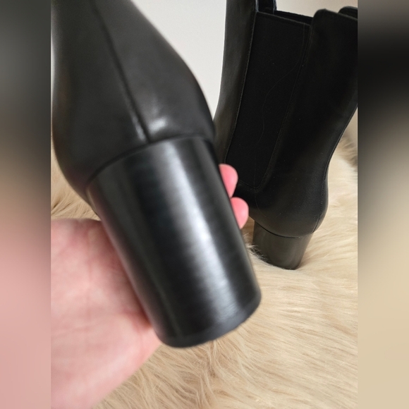 J Crew black leather heeled chealsea boots classic  minimalist | size 10.5 - Picture 5 of 9
